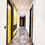 Super Townhouse New Town Near Dlf