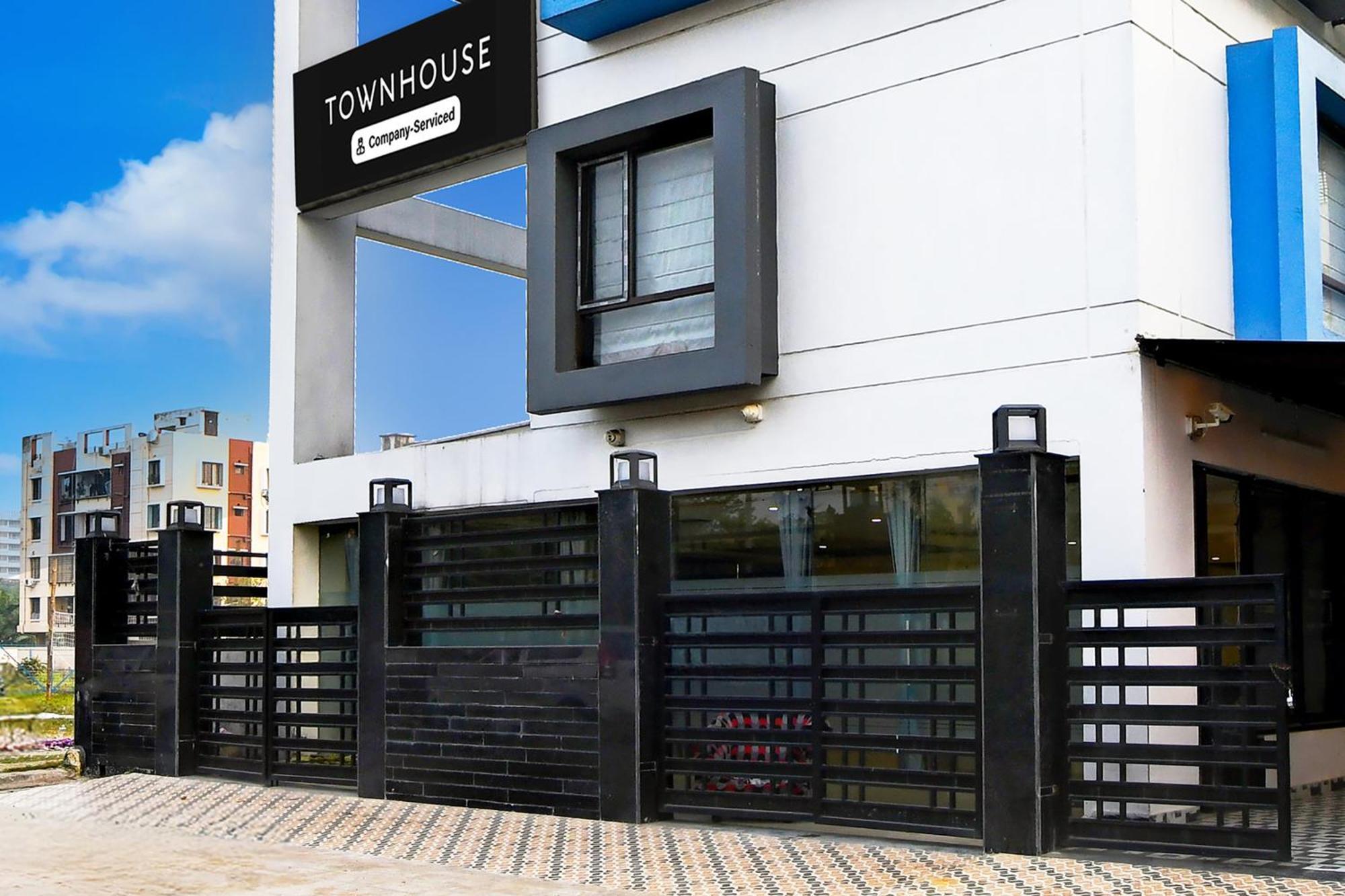 Hotel Super Townhouse New Town Near Dlf