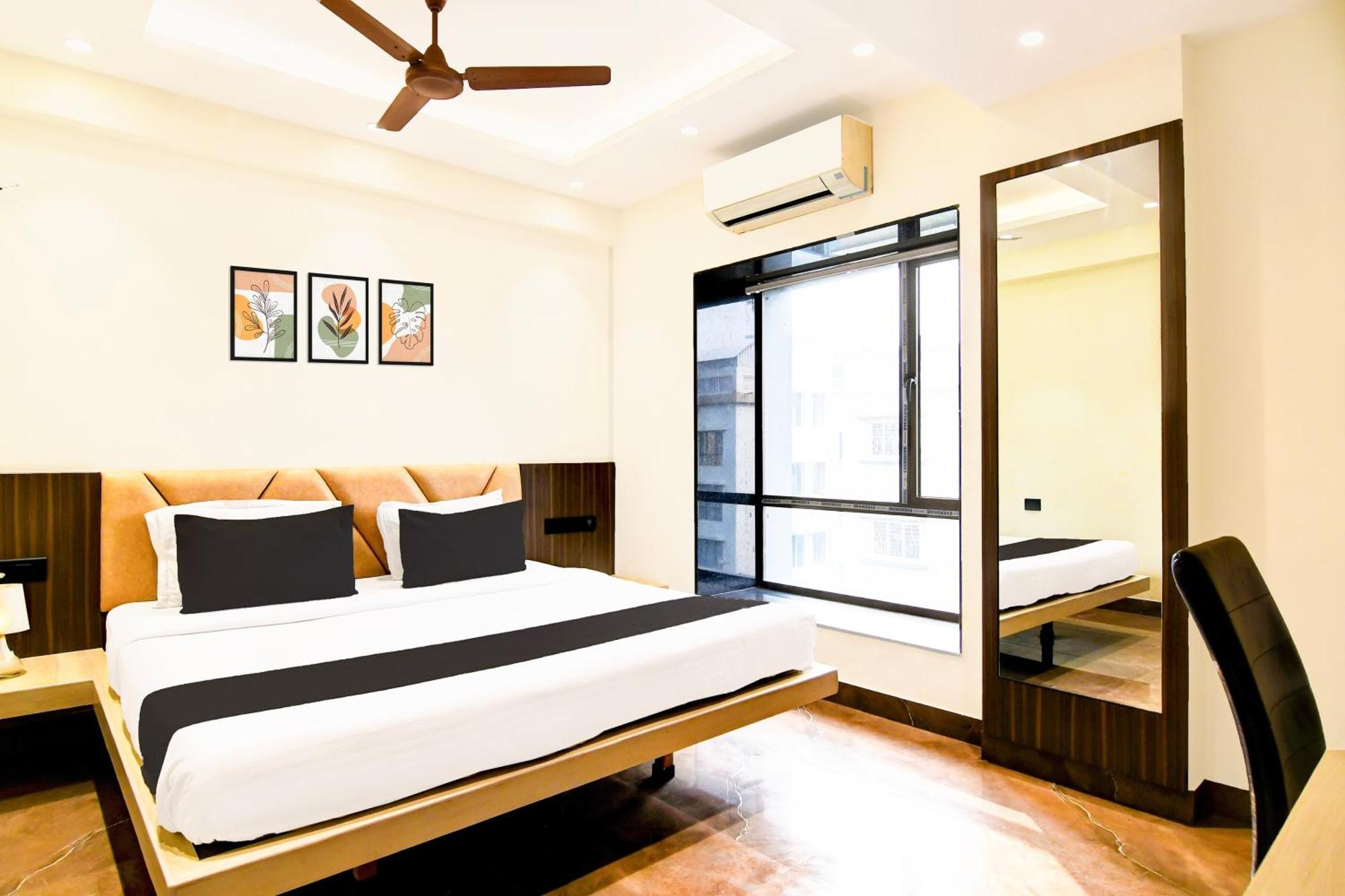 Hotel Super Townhouse New Town Near Dlf 4*