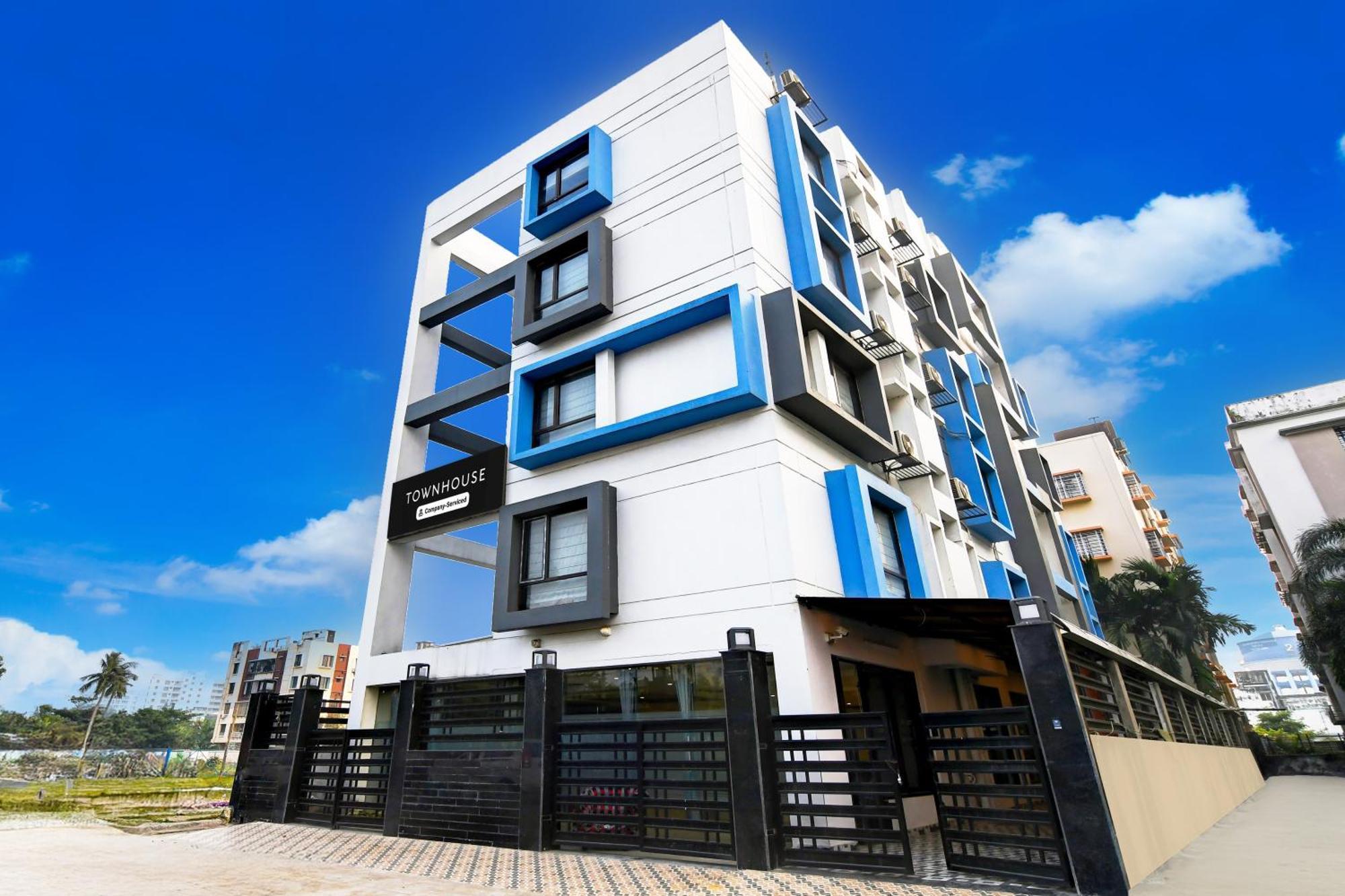 Hotel Super Townhouse New Town Near Dlf Kolkata